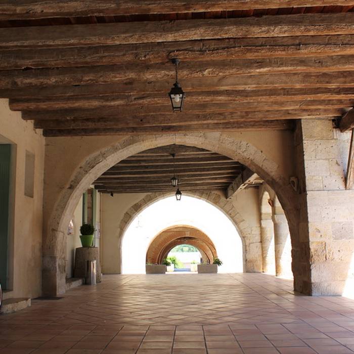 Photo de Huizen, Stadhuisplein in Dunes